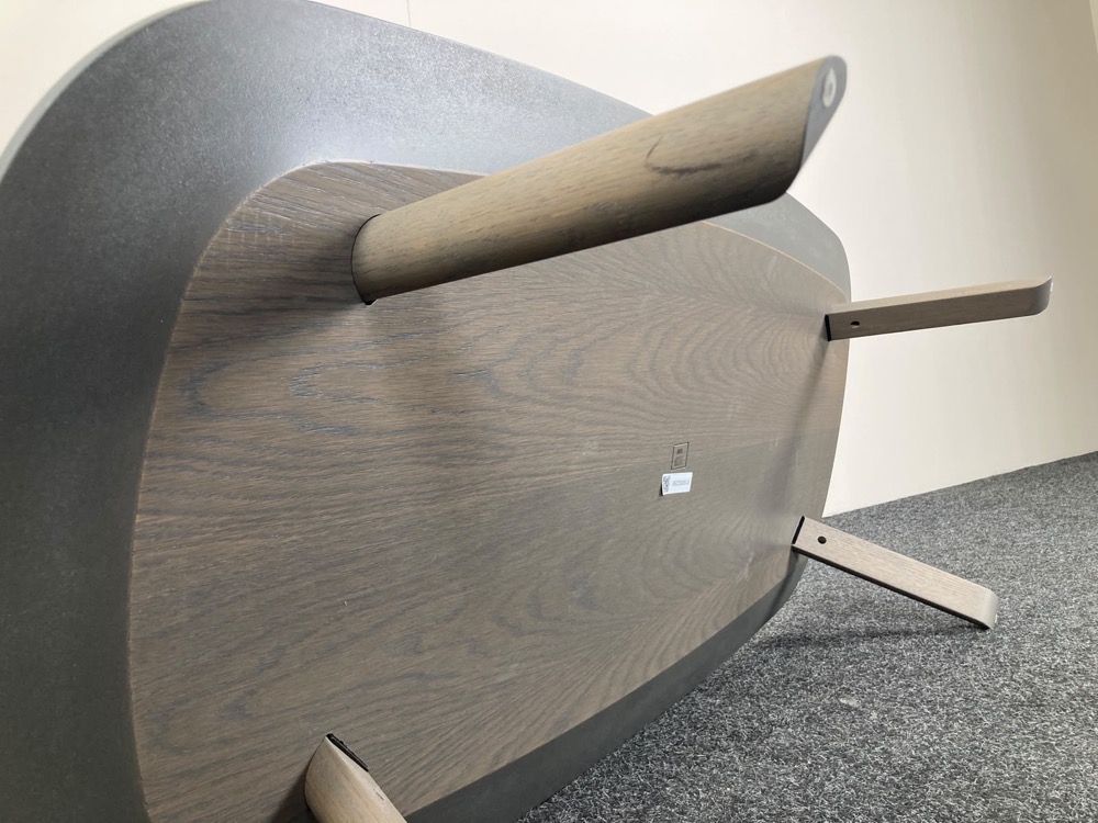 ARCO Table basse design Jonas Trampedach - oak moss / oak moss quatre pieds – Image 11