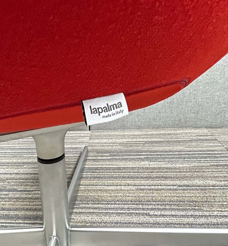 LAPALMA AUKI S113 Lounge Chair design Hee Welling - red fabric / aluminium star base - Image 7