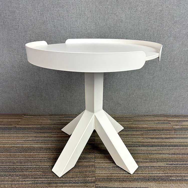 GISPEN Dukdalf Solid as a rock Table d’appoint B51xD51xH50 - mélamine blanche / métal blanc trois pieds – Image 2