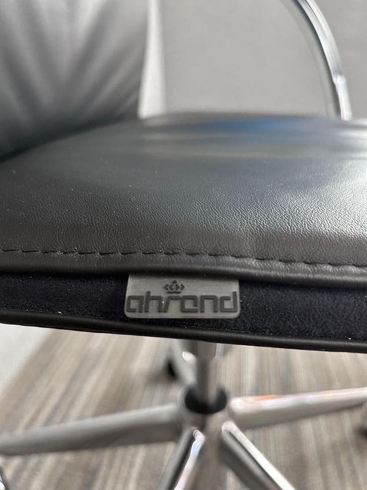 AHREND 350 Office Chair - black leather / chrome cross base - Image 4