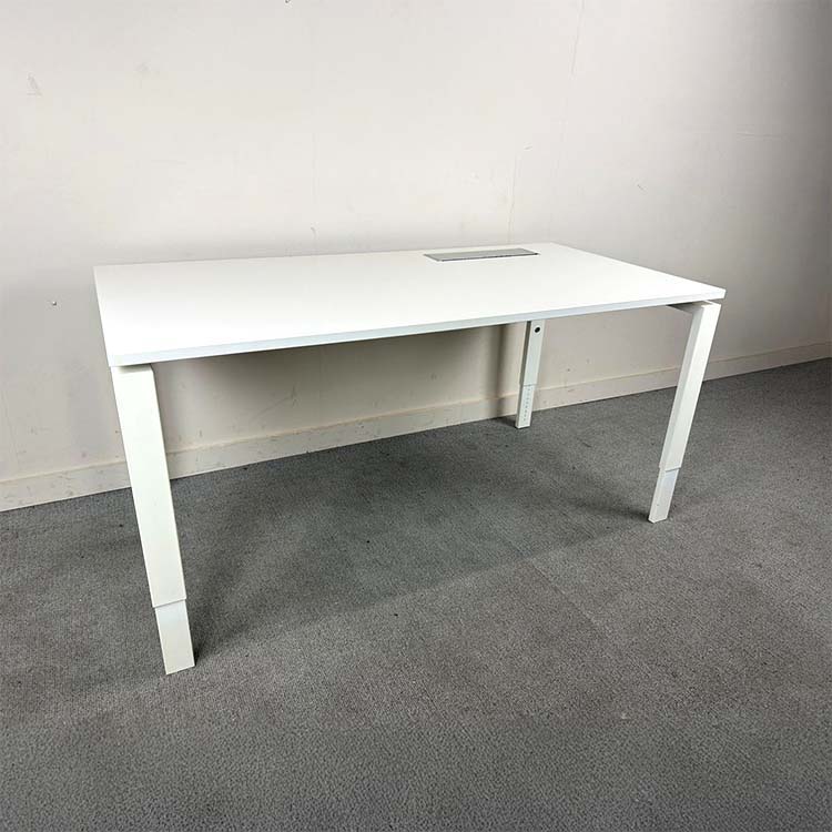 MARKANT Desk B120xD60xH78 - white melamine / white metal four-leg - Image 4
