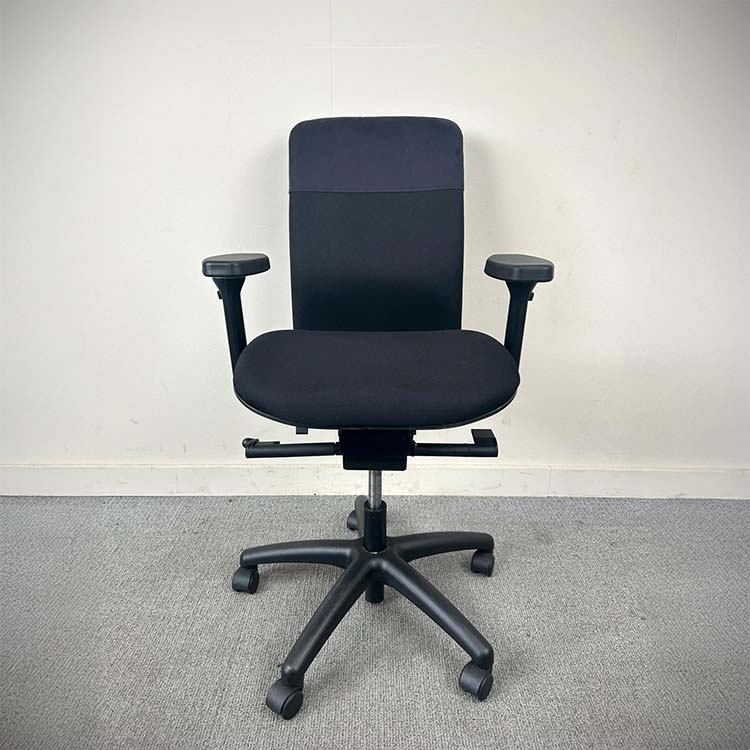 OFFICEMASTER Bureaustoel - zwart stof / kunststof kruisvoet