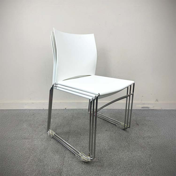 Reception Chair - white plastic / chrome sled base - Image 2