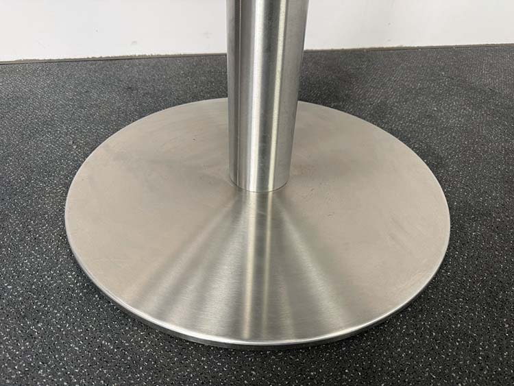 ZÜCO Table de cantine Rond B90xD90xH73 - mélamine blanche / chrome plaque de base – Image 5