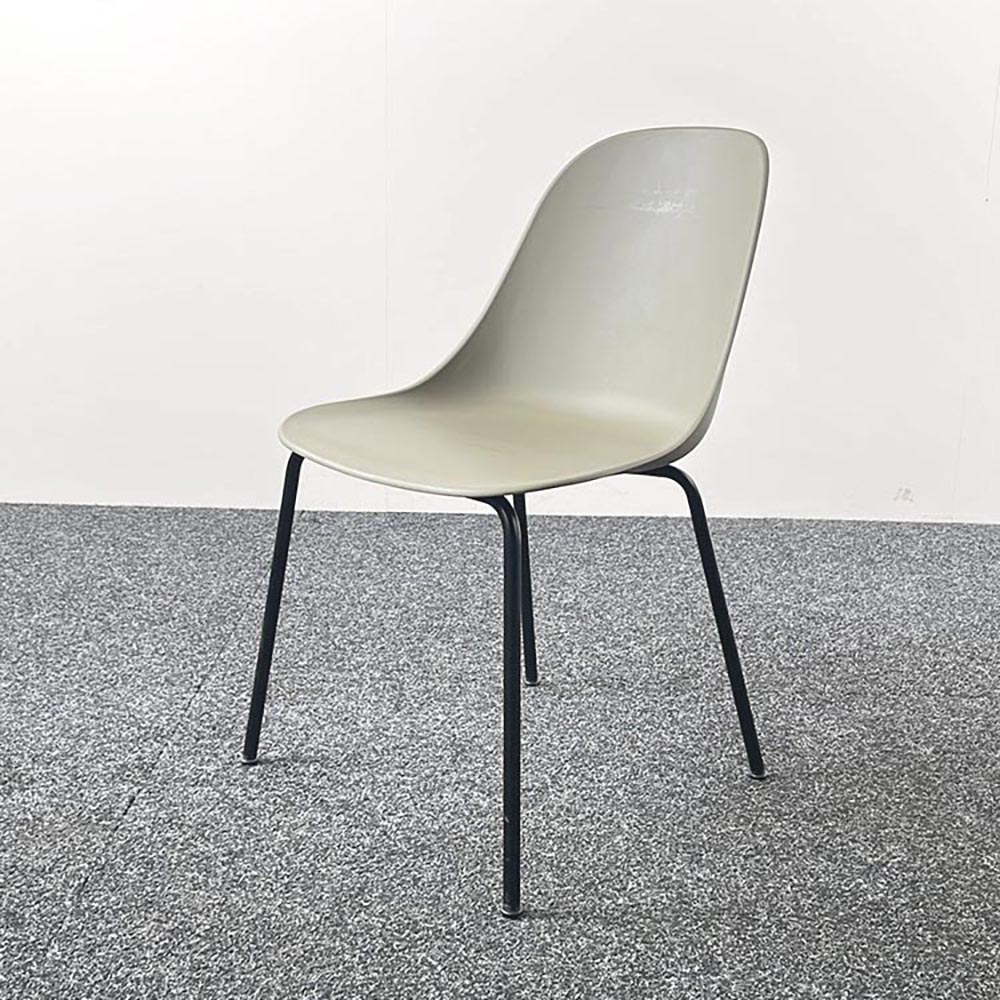 MENU Kantinestoel - grijs kunststof / zwart metaal vierpoot - Afbeelding 2