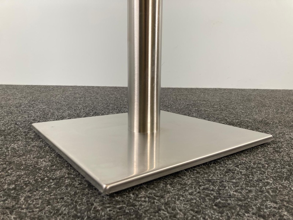 PEDRALI Table de cantine Carré B79xD79xH75 - mélamine blanche / chrome pied central – Image 5