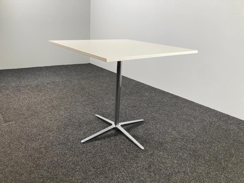 BENE Club Table Table de cantine Carré design Pearson Lloyd B80xD80xH74 - mélamine blanche / chrome base croisée – Image 8