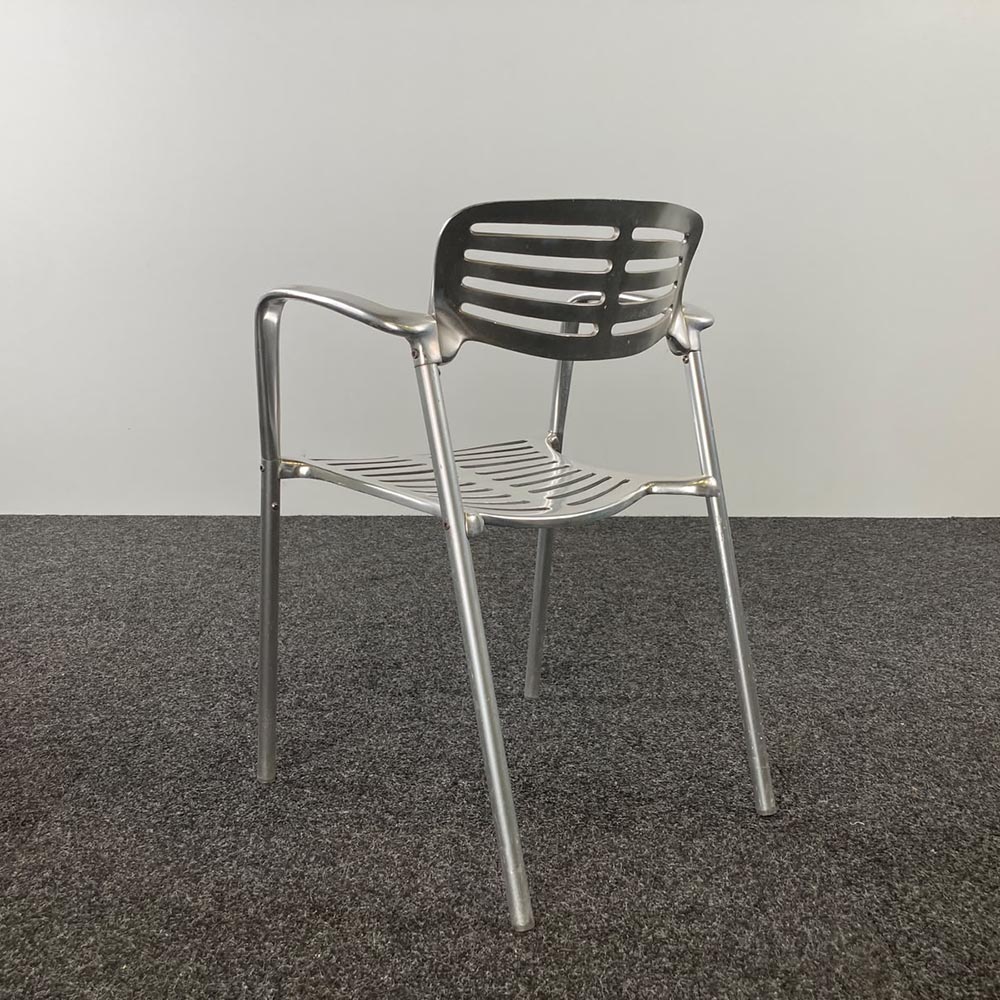 AMAT 3 Toledo Ontvangststoel design Jorge Pensi stapelbaar - grijs alu / alu vierpoot - Afbeelding 5