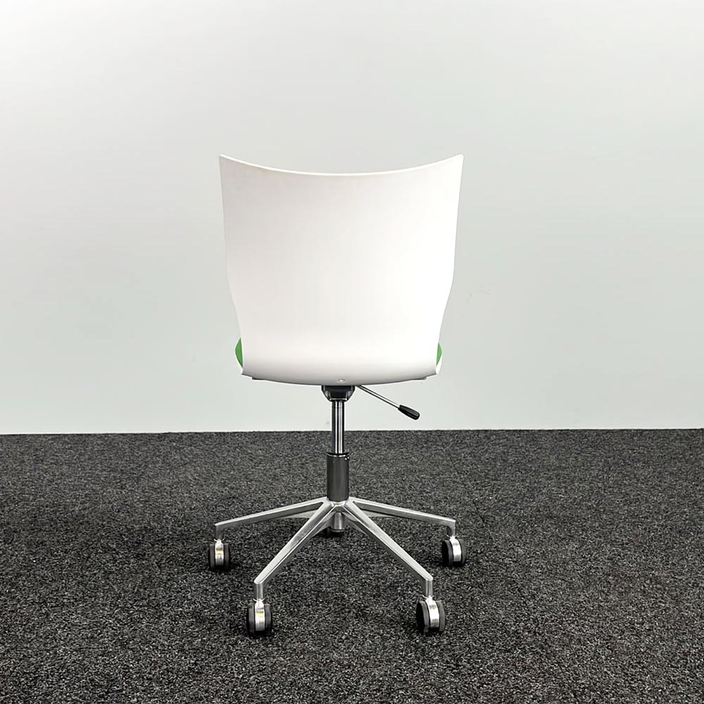 CASALA Chaise pivotante - plastique blanc / tissu vert / chrome base croisée – Image 4