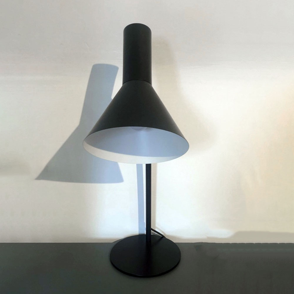 FRANDSEN Lyss Table Lamp Lampe de bureau design Toni Rie - métal noir mat