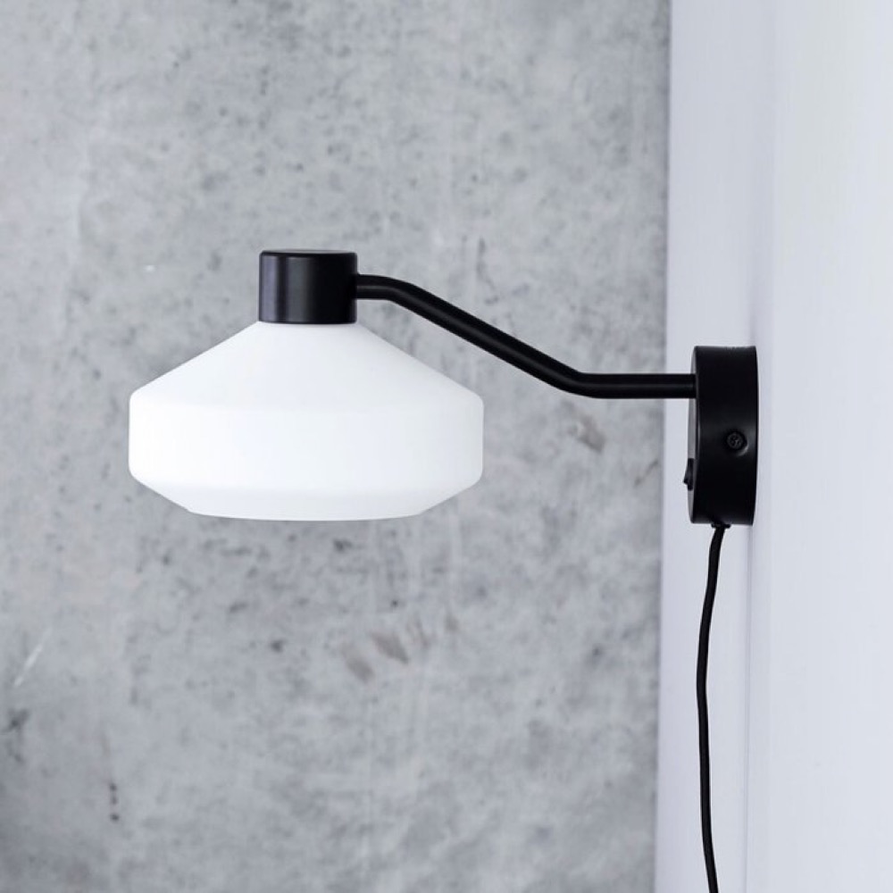 FRANDSEN Mayor Wall Lamp Suspension design Thomas Bentzen - métal noir mat