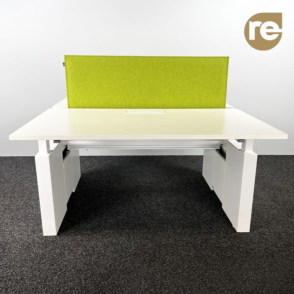 ROBBERECHTS 2p Workbench B140xD175xH64-82 - wit melamine / wit metaal wandpoot
