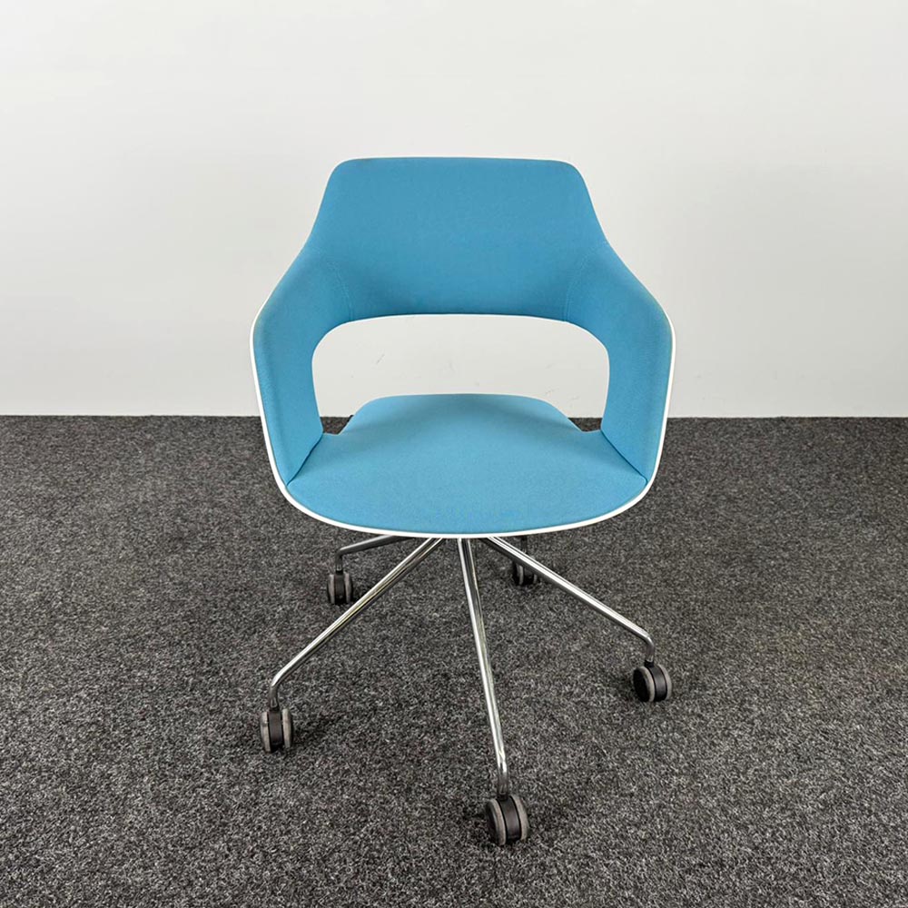 WILKHAHN 222 / 42 Chaise de réunion - tissu bleu clair / chrome base étoile – Image 2