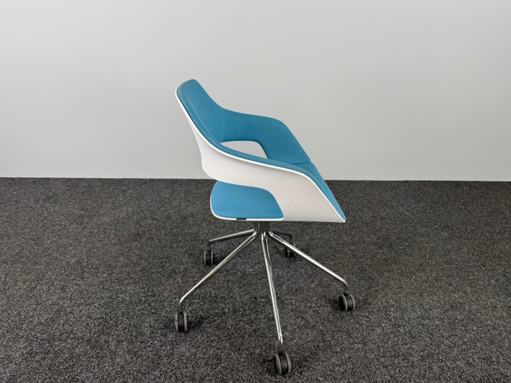 WILKHAHN 222 / 42 Chaise de réunion - tissu bleu clair / chrome base étoile – Image 4