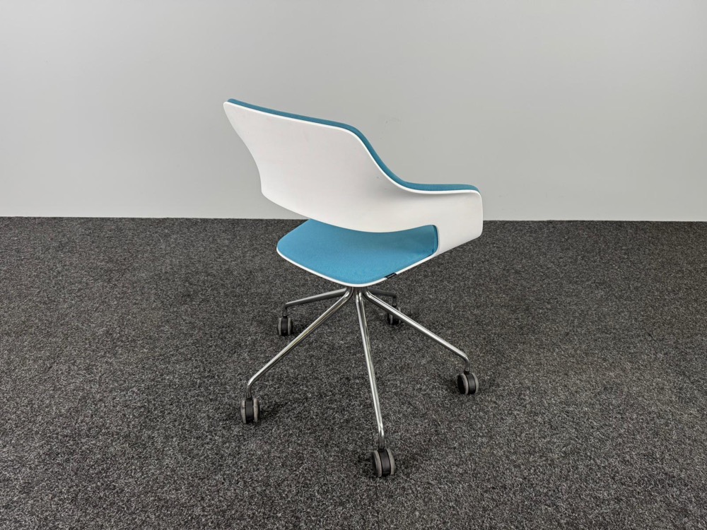 WILKHAHN 222 / 42 Chaise de réunion - tissu bleu clair / chrome base étoile – Image 5