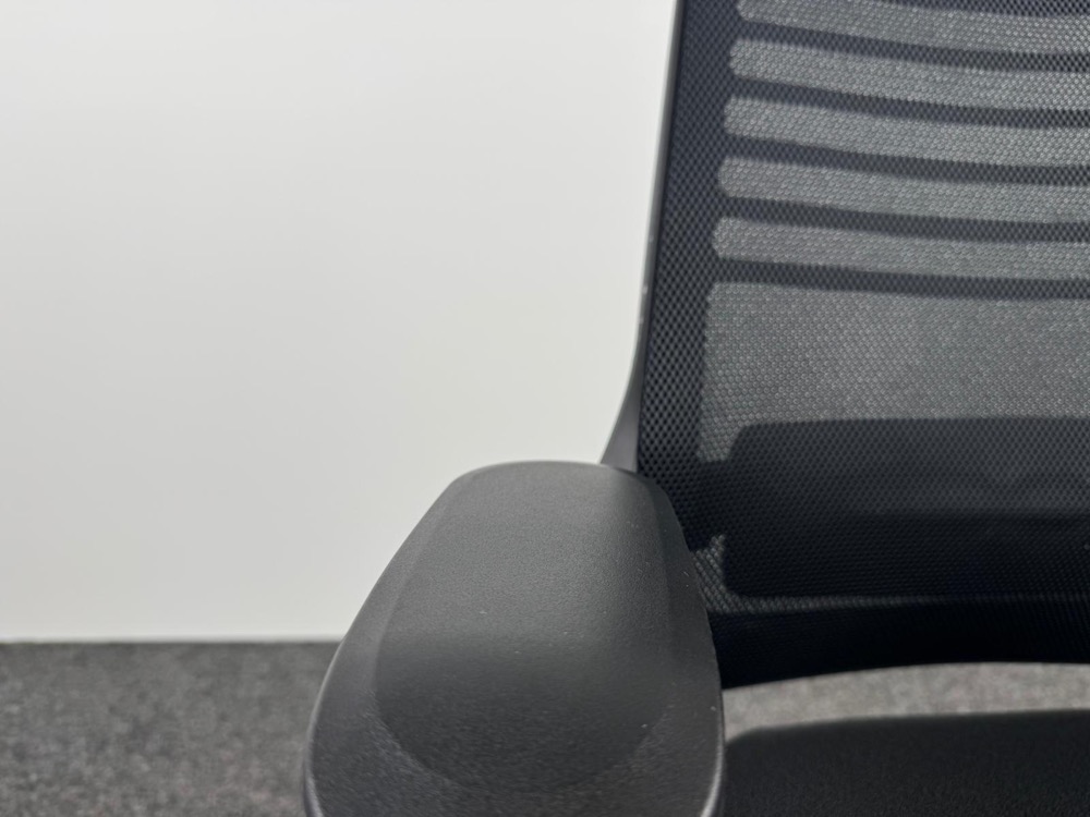STEELCASE Series 1 Chaise de bureau - tissu noir / plastique noir base croisée – Image 10