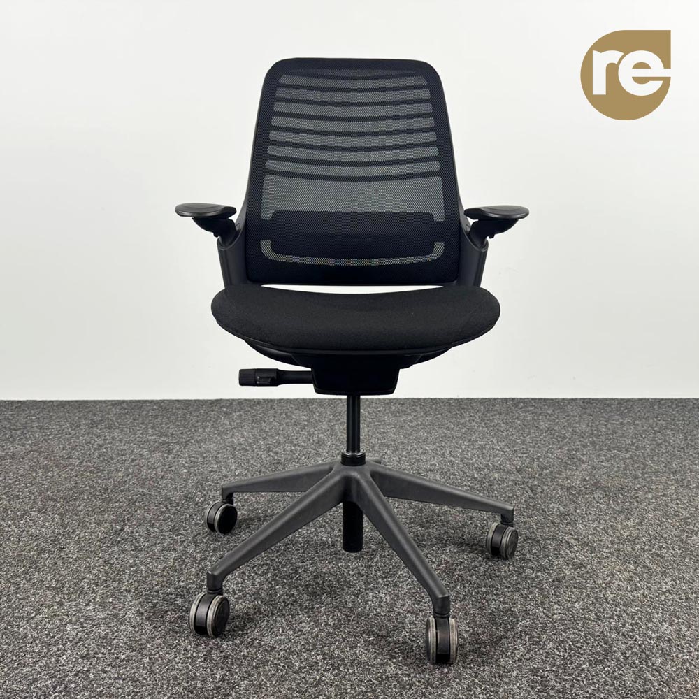 STEELCASE Series 1 Chaise de bureau - tissu noir / plastique noir base croisée