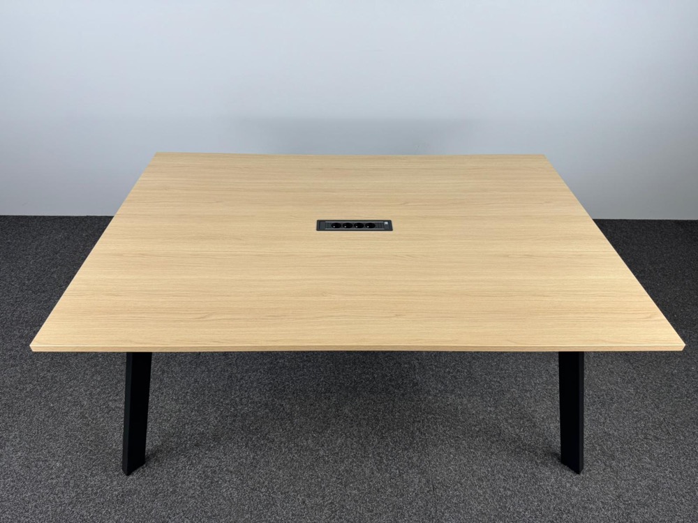 JUNTOO Vergadertafel B180xD120xH75 - beige hpl / zwart metaal vierpoot - Afbeelding 5
