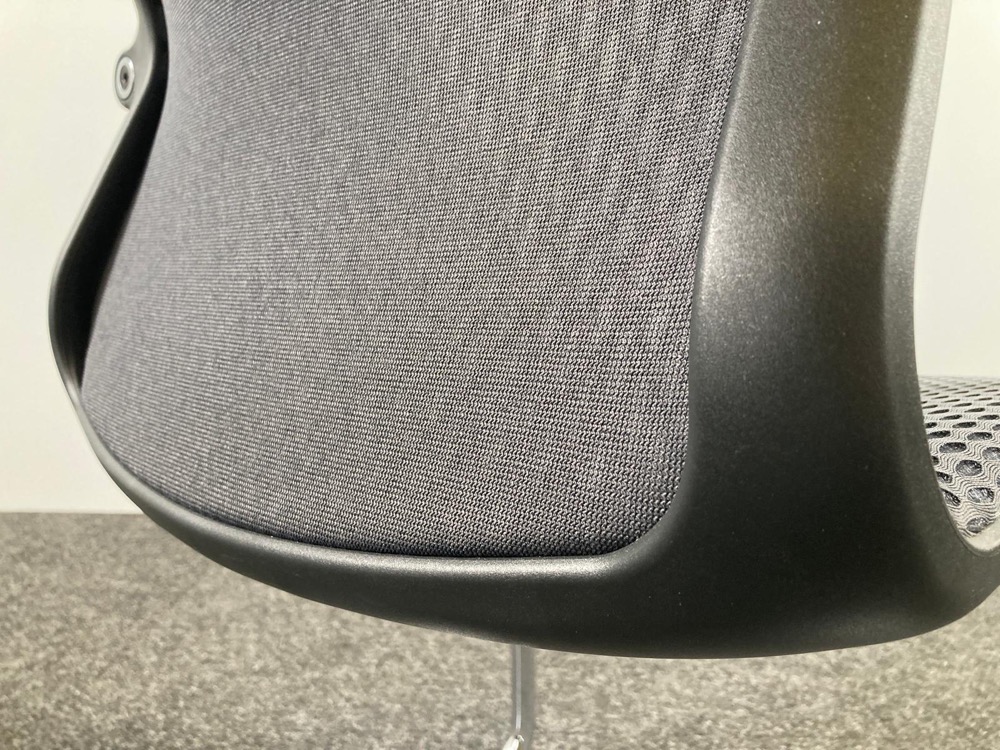 VITRA Unix Chair 538 Vergaderstoel design Antonio Citterio - zwart stof / chrome cantilever - Afbeelding 14