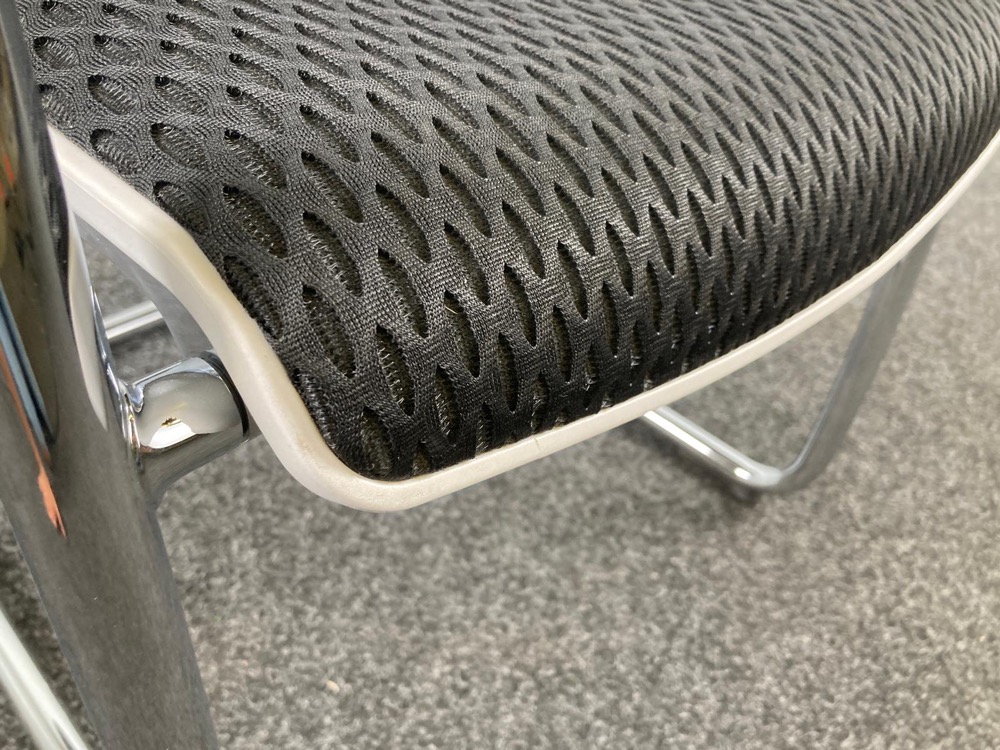 VITRA Unix Chair 127 Meeting Chair design Antonio Citterio - black fabric / chrome cantilever - Image 10