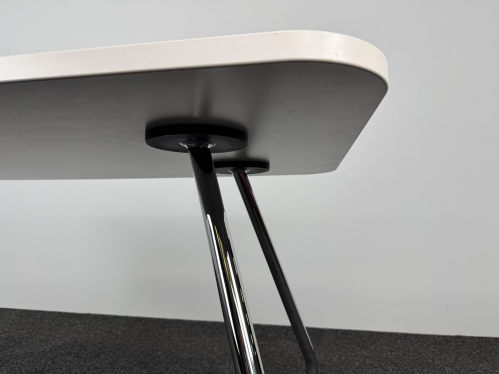 VITRA Ad Hoc Bureau Verrijdbaar design Antonio Citterio B160xD80xH72.5 - wit melamine / chrome vierpoot - Afbeelding 6