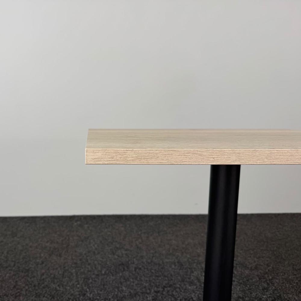 Kantinetafel B70xD60xH75 - hout hpl / zwart metaal kruisvoet - Afbeelding 4