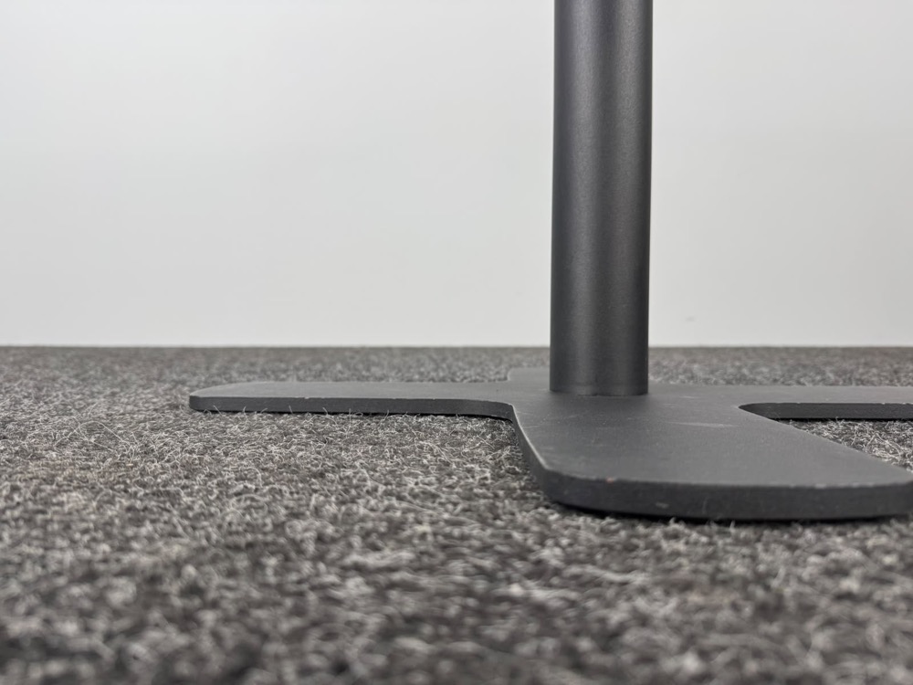Kantinetafel B70xD60xH75 - hout hpl / zwart metaal kruisvoet - Afbeelding 7