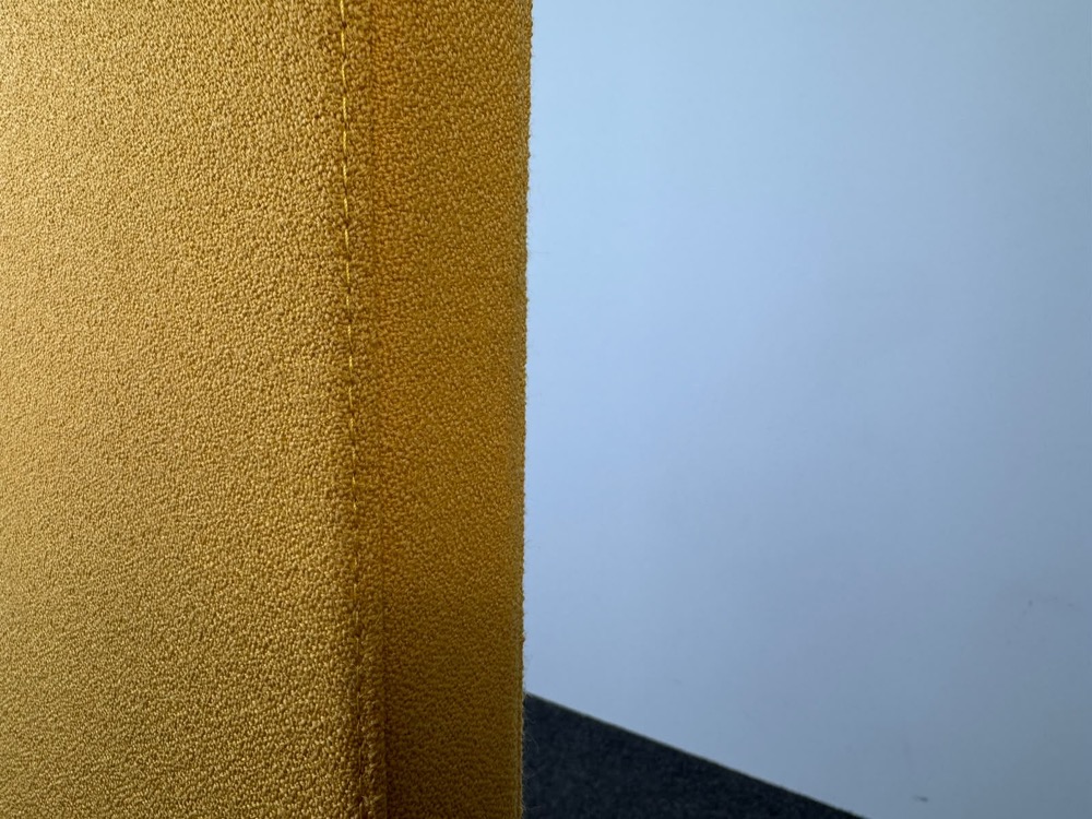 DRISAG Cloison acoustique H199xB120xD4.5 - textile jaune / métal noir pied en h – Image 3