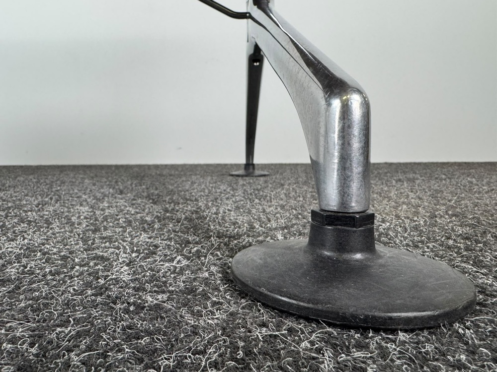 VITRA Eames Directiebureau design Charles and Ray Eames B210xD100xH72 - fineer / chrome y-poot - Afbeelding 9