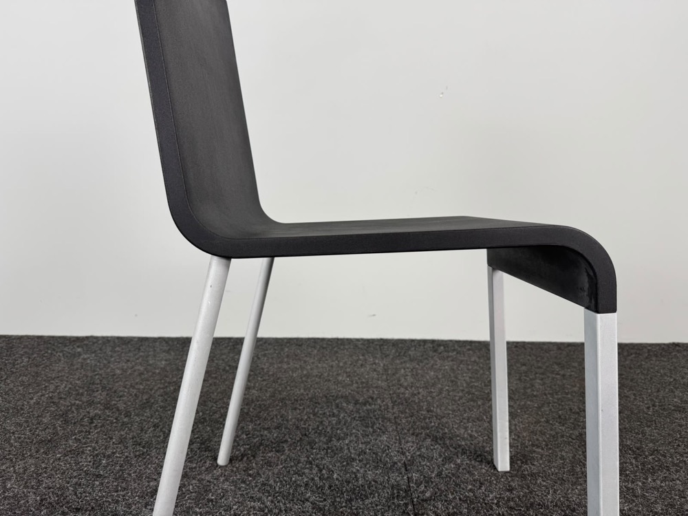 VITRA .03 Vergaderstoel design Maarten van Severen - antraciet kunststof / grijs metaal vierpoot - Afbeelding 7