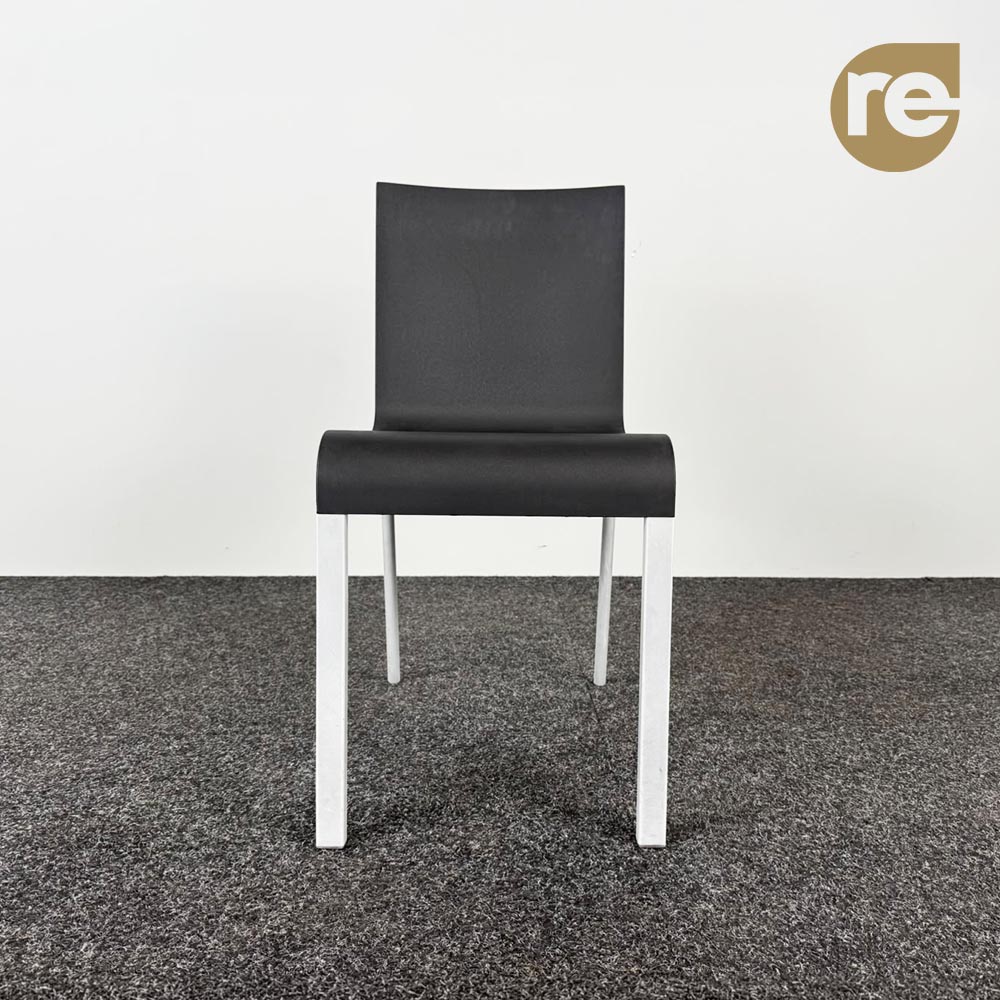 VITRA .03 Vergaderstoel design Maarten van Severen - antraciet kunststof / grijs metaal vierpoot