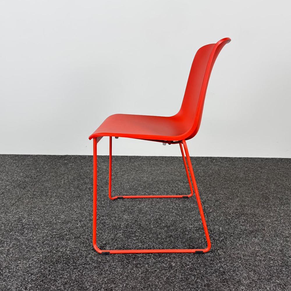 EUROPA 2 Kantinestoel stapelbaar - rood kunststof / rood metaal sledepoot - Afbeelding 3