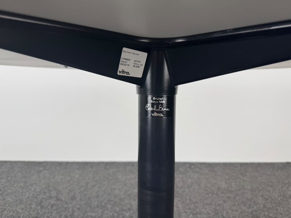 VITRA Eames Vergadertafel Rond design Charles and Ray Eames B110xD110xH72 - wit hpl / chrome sterpoot - Afbeelding 4