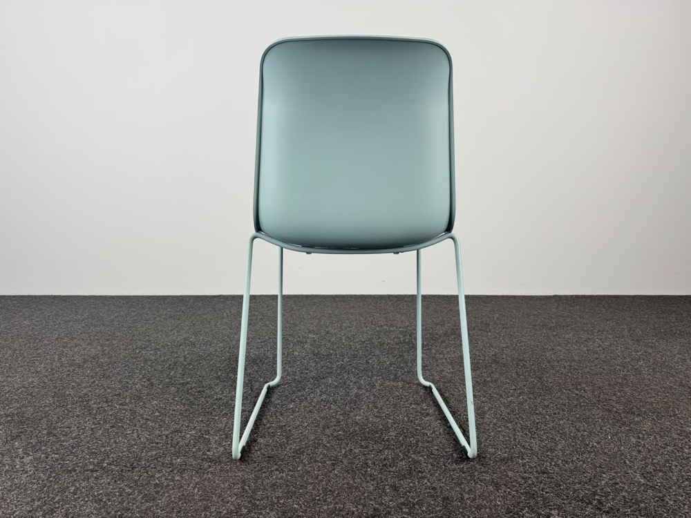 EUROPA 2 Kantinestoel stapelbaar - lichtblauw kunststof / blauw metaal sledepoot - Afbeelding 5