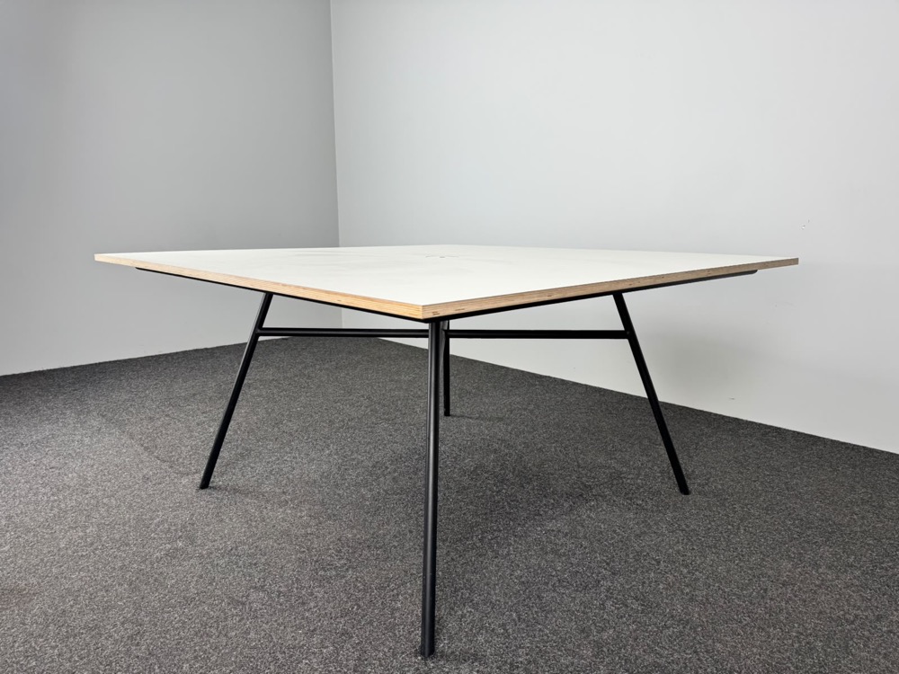 Vergadertafel Vierkant B149xD149xH75 - wit melamine / zwart metaal vierpoot - Afbeelding 3