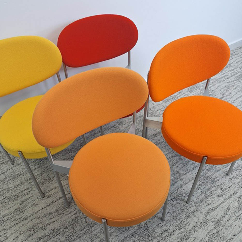 VERPAN Serie 430 chair stapelbaar - donkergele stof / metaal vierpoot - Afbeelding 2