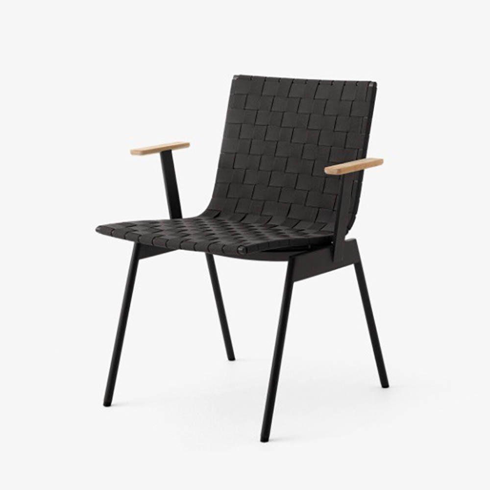 &TRADITION Ville Outdoor Armchair AV34 - teak / zwart vierpoot