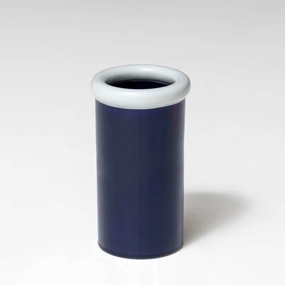 NINE Rod Vase B13xL13xH22 - keramiek lichtblauw donkerblauw